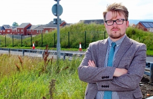 New Fence on Key Route to Boost Pedestrian Safety