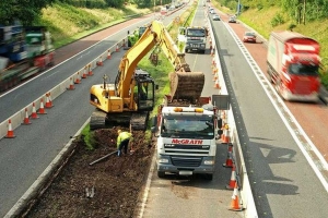 Christmas travel measures to help passengers plan their journey and travel safely