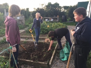 Green Fingered Youngsters Win Award