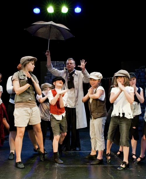 Popular Summer Workshops Return to the Town Hall